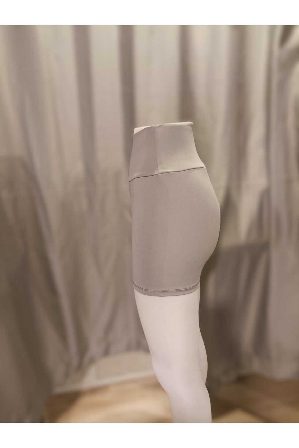 İnce Mikro Şort Tayt Toparlayıcı Yüksel Bel Light Gri Renk