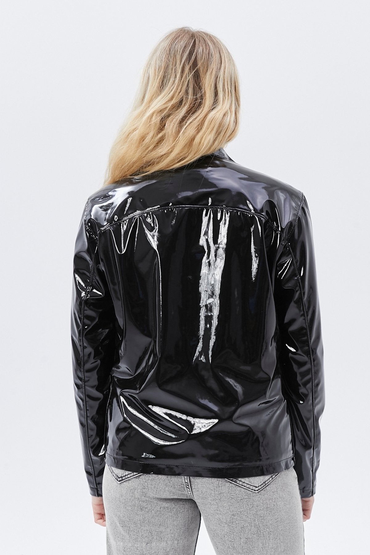 Rugan deri ceket tarzı yağmurluk siyah parlak