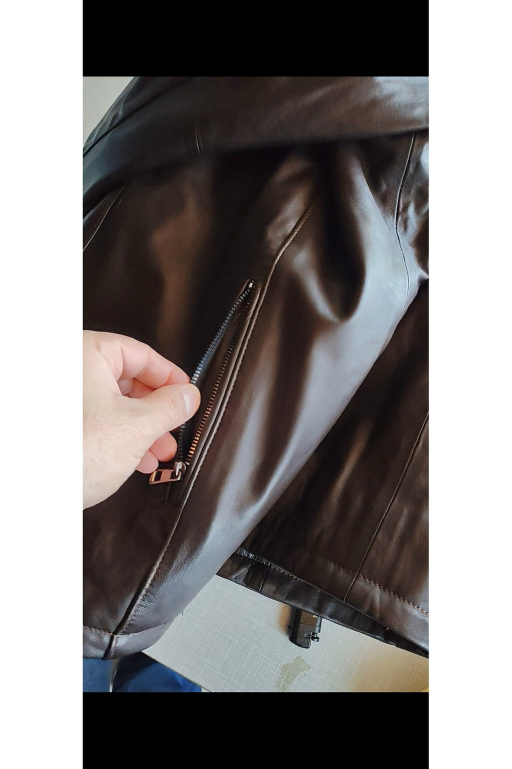 Kapüşonlu hakiki deri dikiş ve ribana detaylı mont