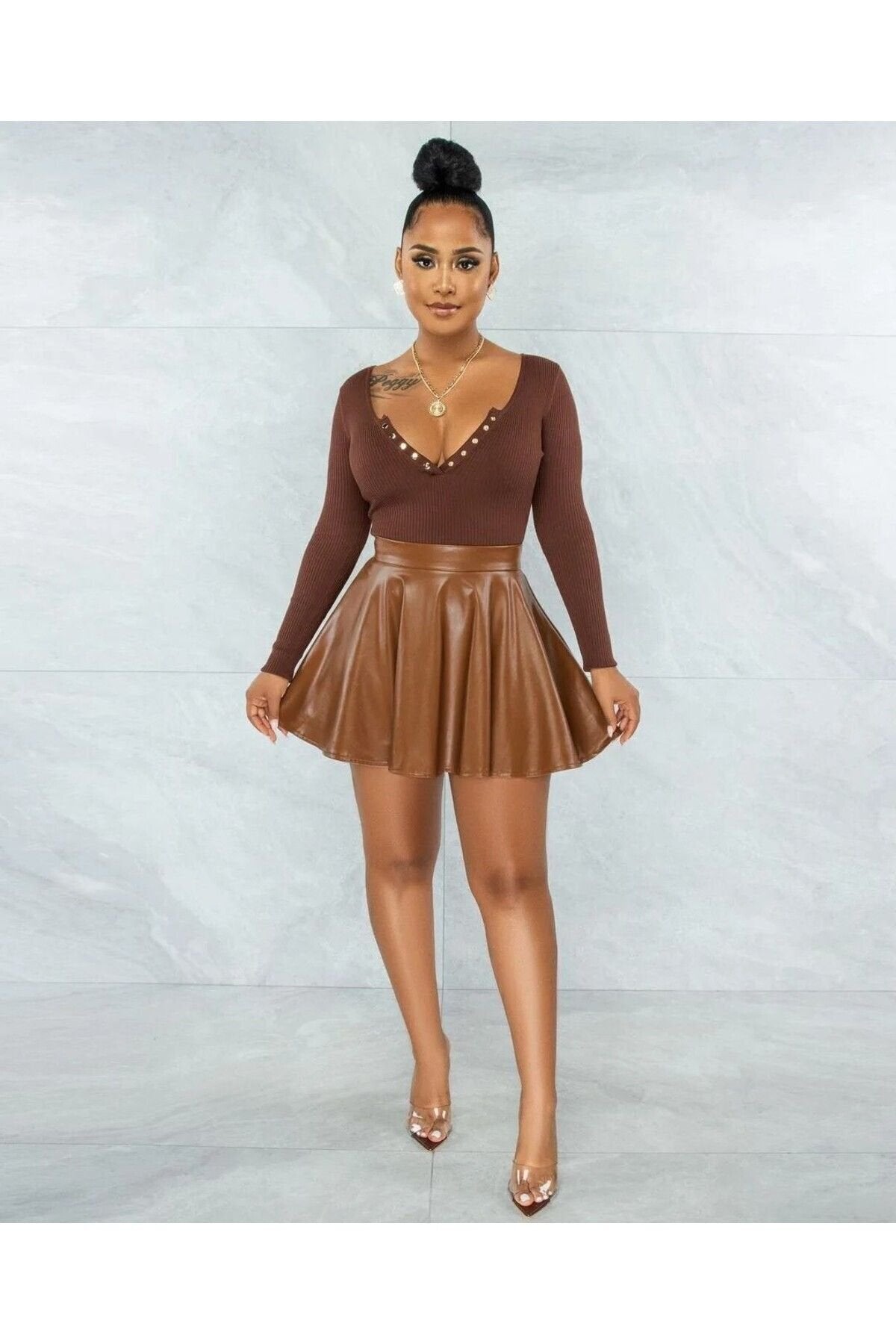 Kloş suni deri etek orta boy