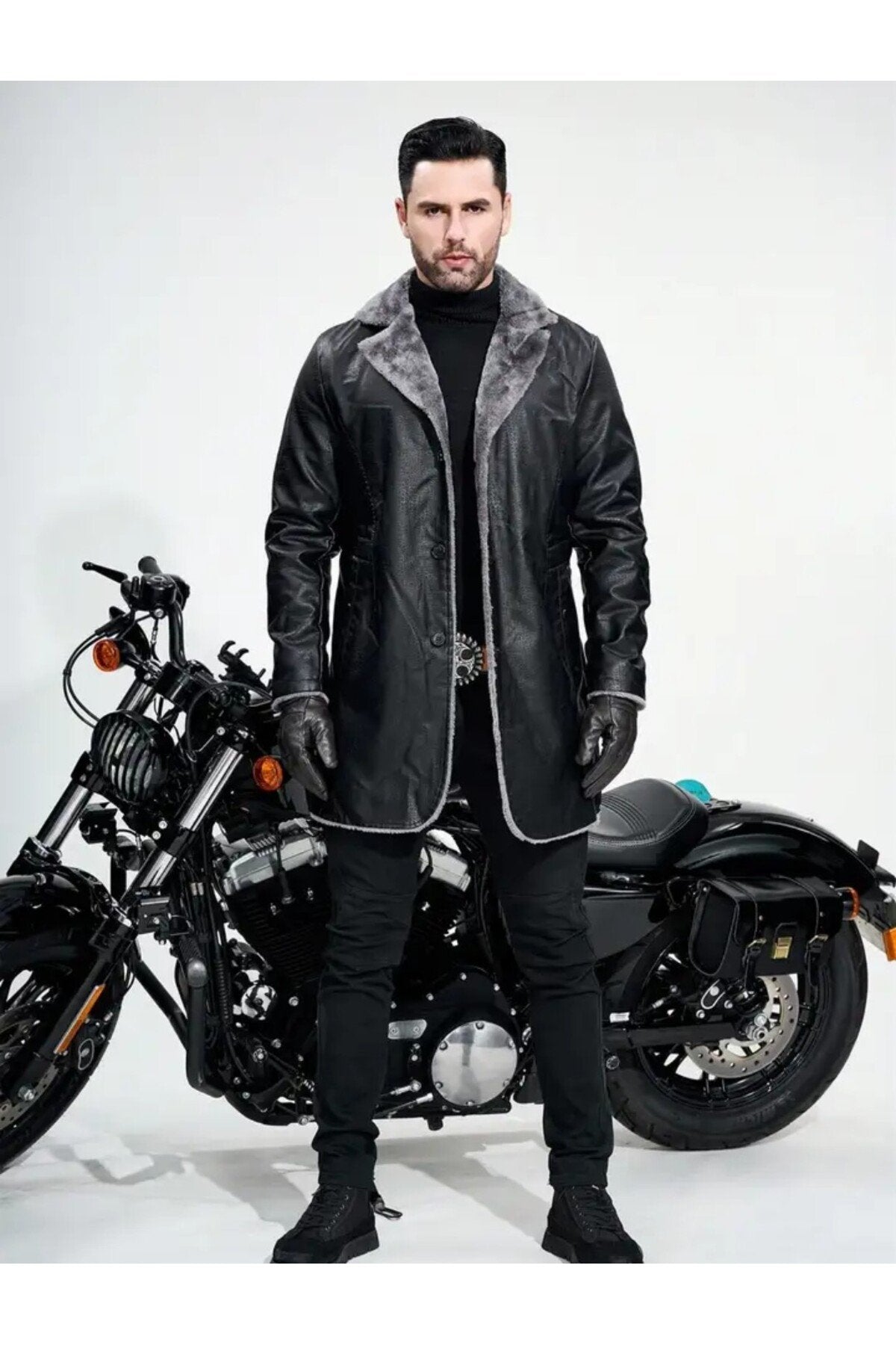 İçi ve Yaka Kenarları Tüylü Uzun Hakiki Deri Kaban