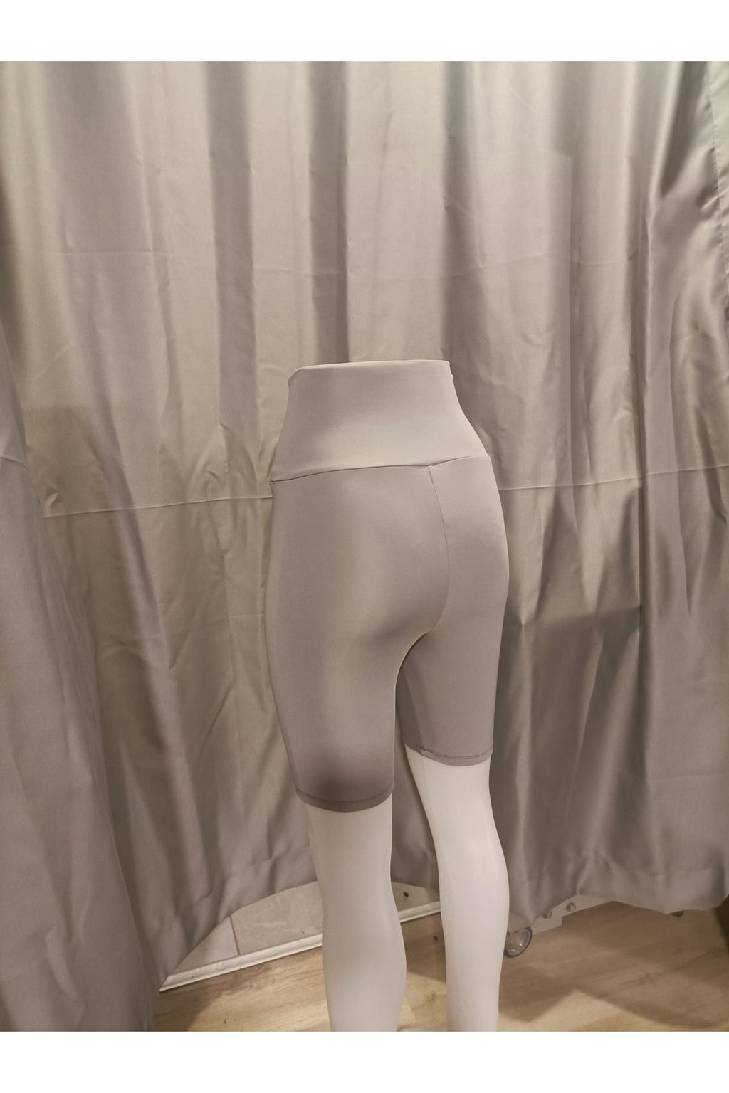 İnce Şort Tayt Toparlayıcı Yüksel Bel Light Gri Renk
