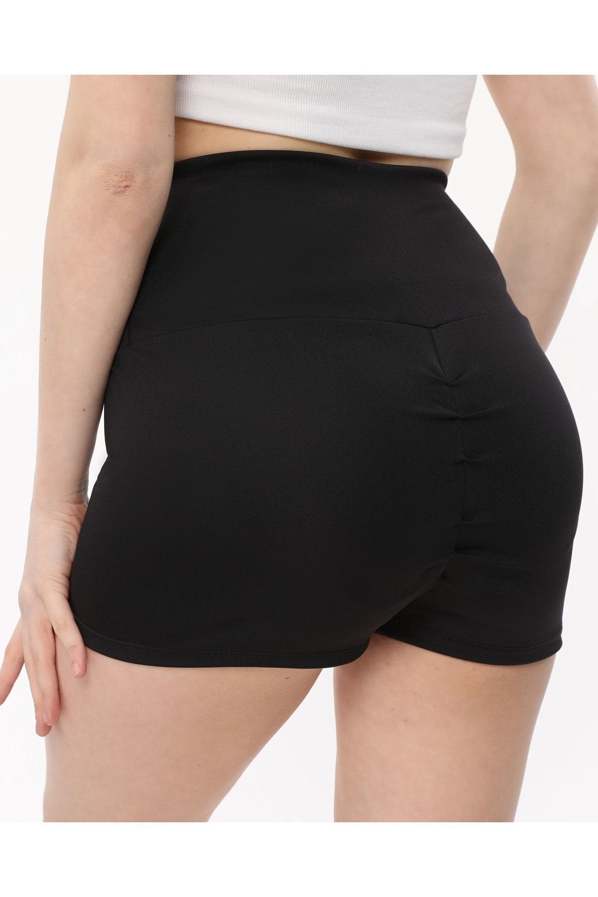 Arkası Hafif Büzgülü Şort Yüksek Bel