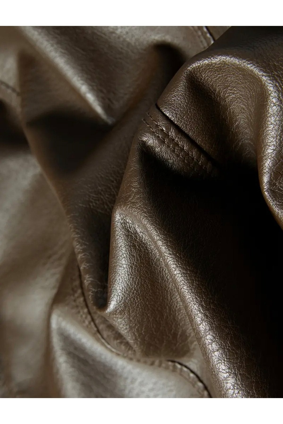 Kısa Hakiki Koyun Derisi İçi ve Yakası Kürklü ve Mont Kaban