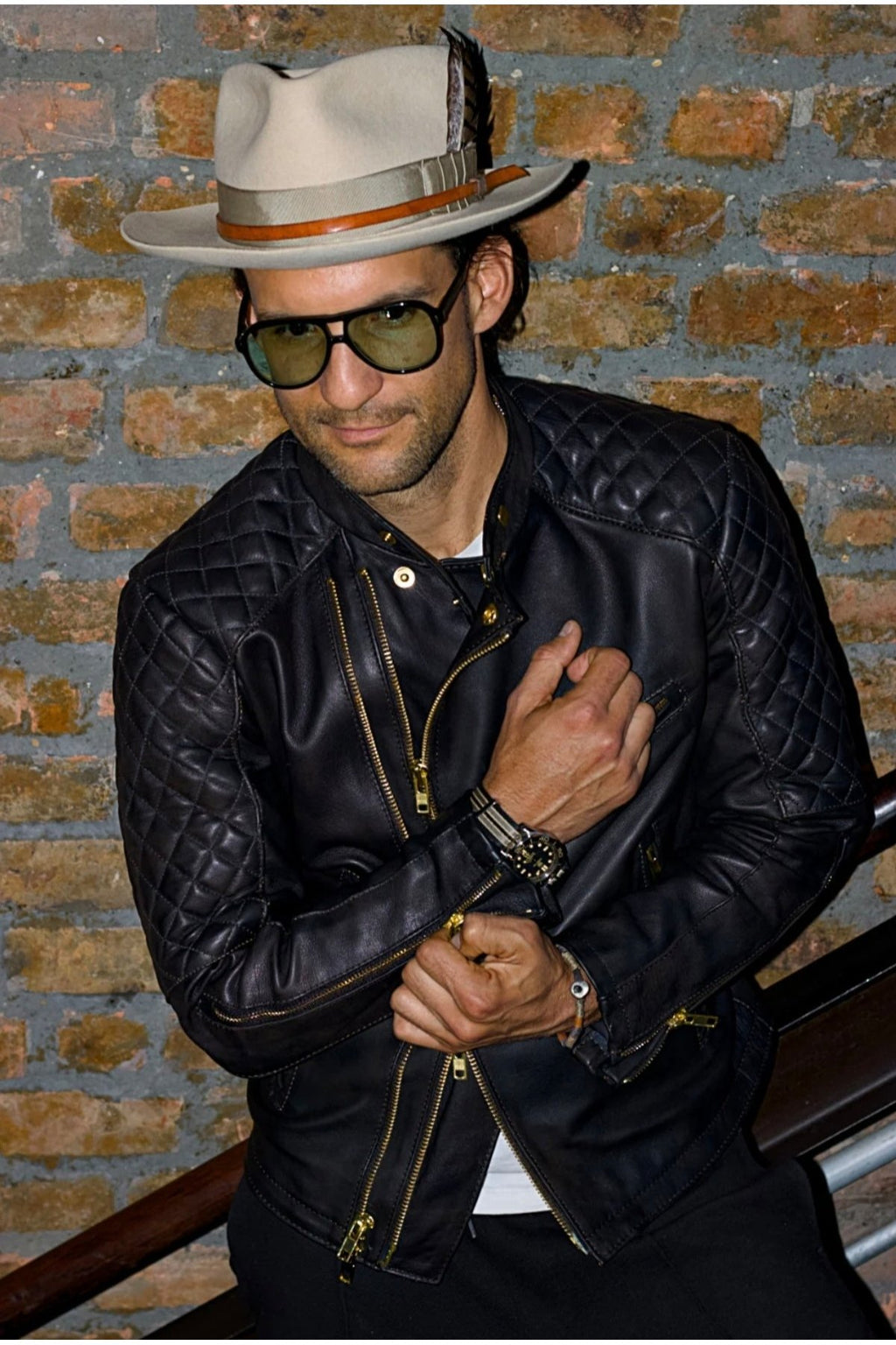 Golden fermuarlı kapitone dikiş detaylı biker mont