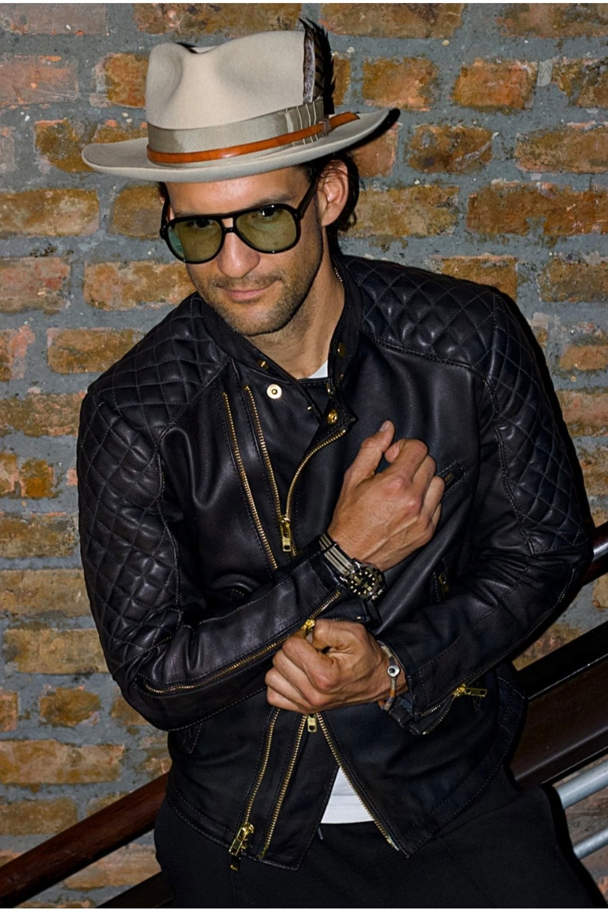 Golden fermuarlı kapitone dikiş detaylı biker mont