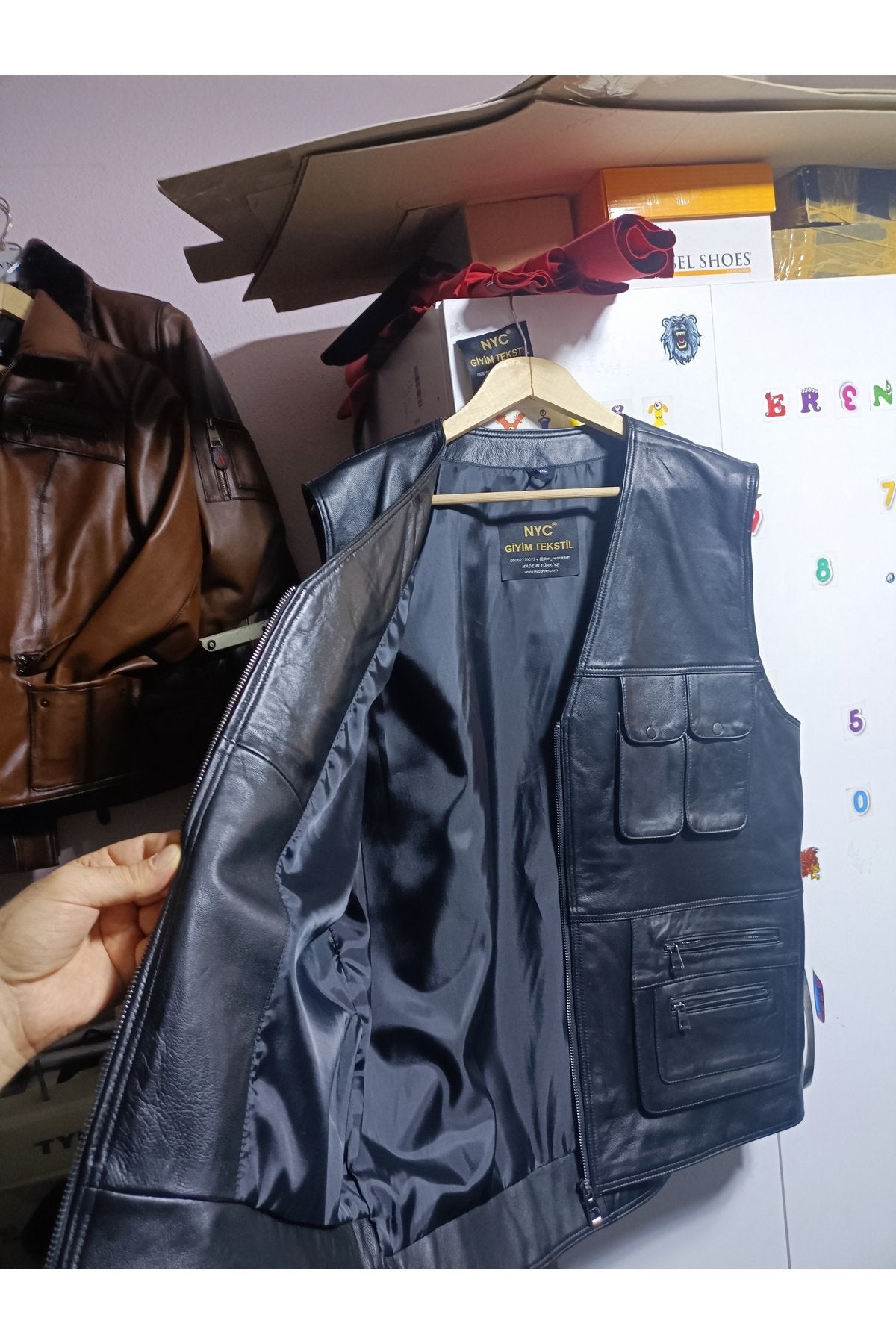 Hakiki Kuzu Derisi Avcı Yeleği siyah renk