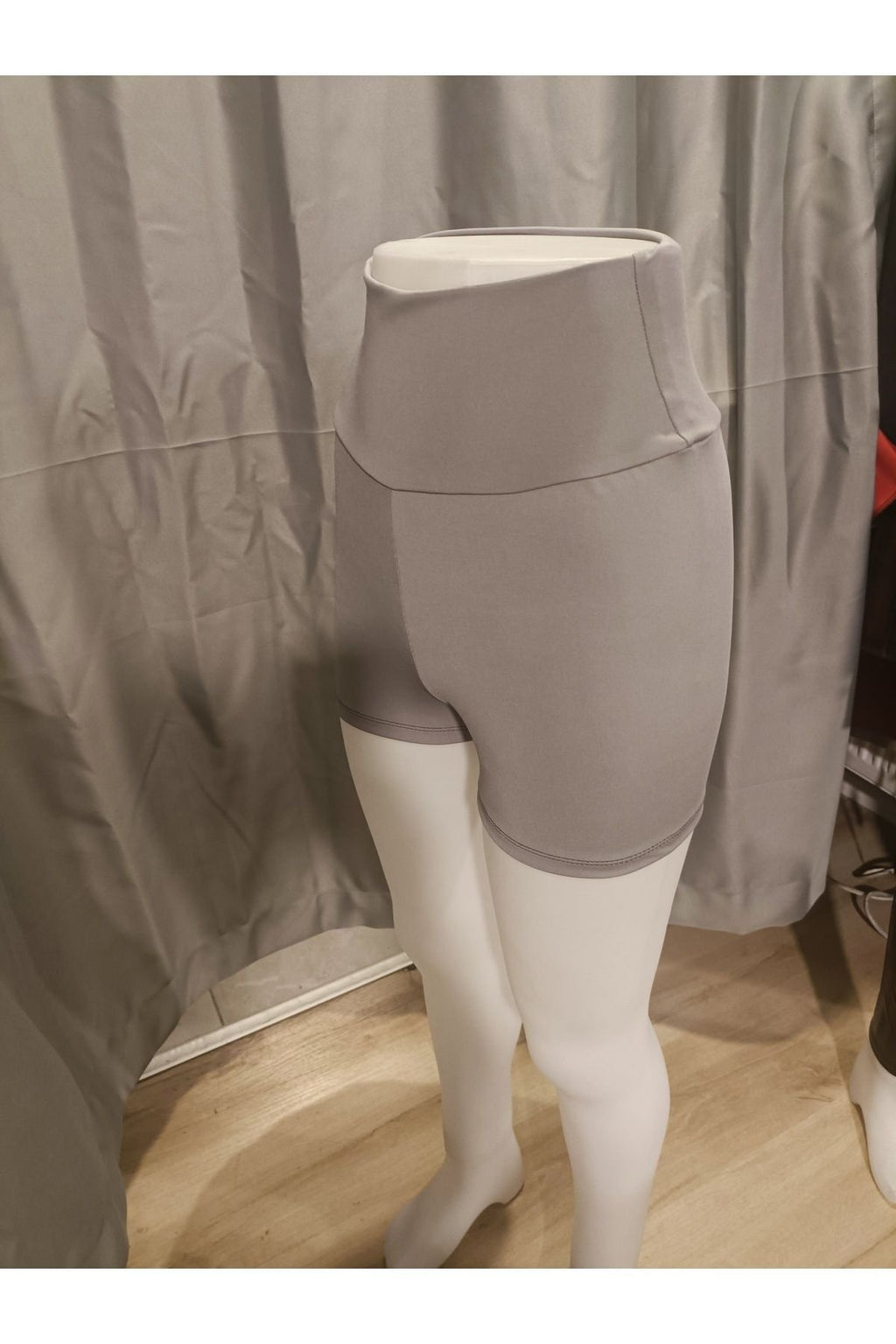 İnce Mikro Şort Tayt Toparlayıcı Yüksel Bel Light Gri Renk