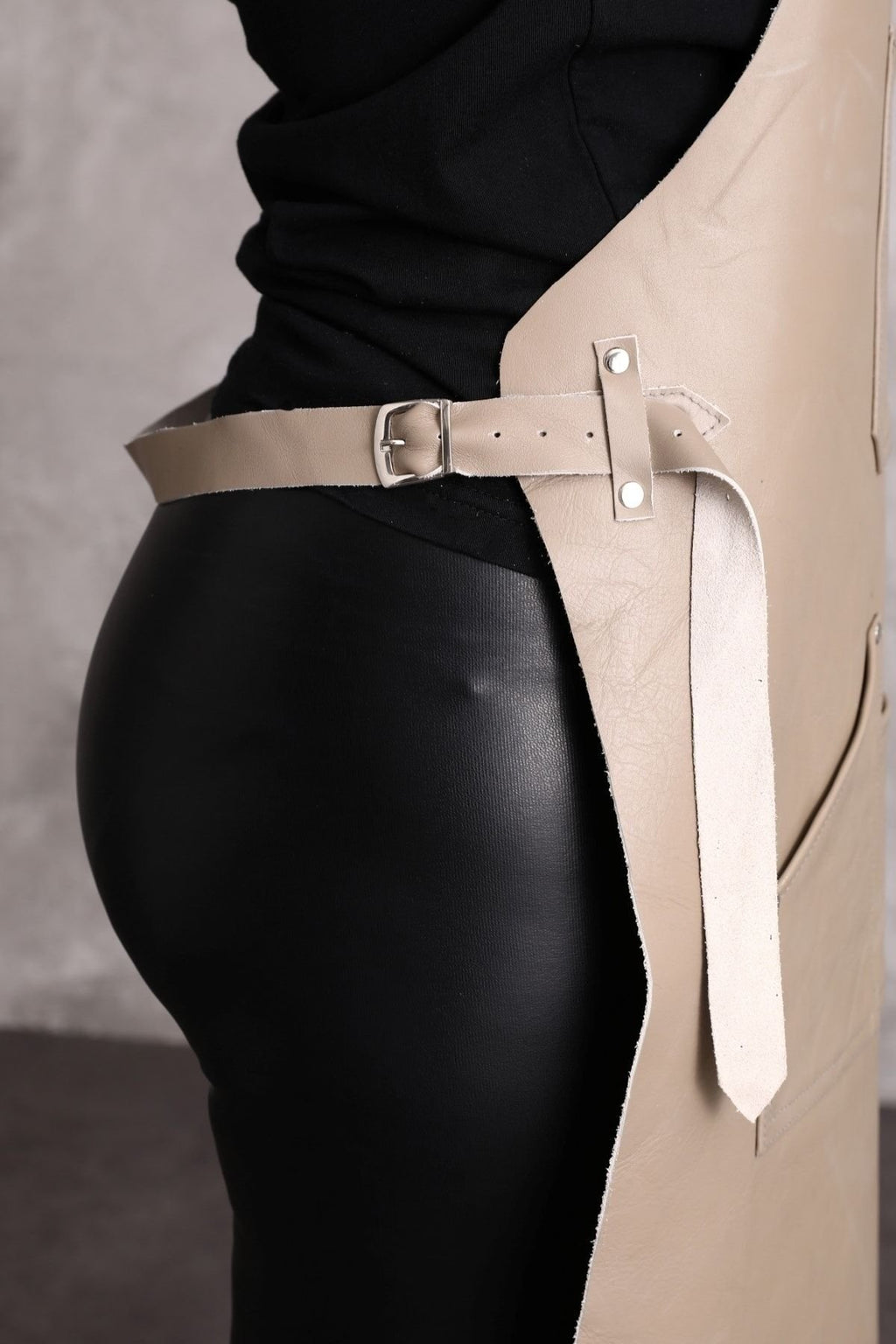 Dana Derisi Önlük Gri Renk