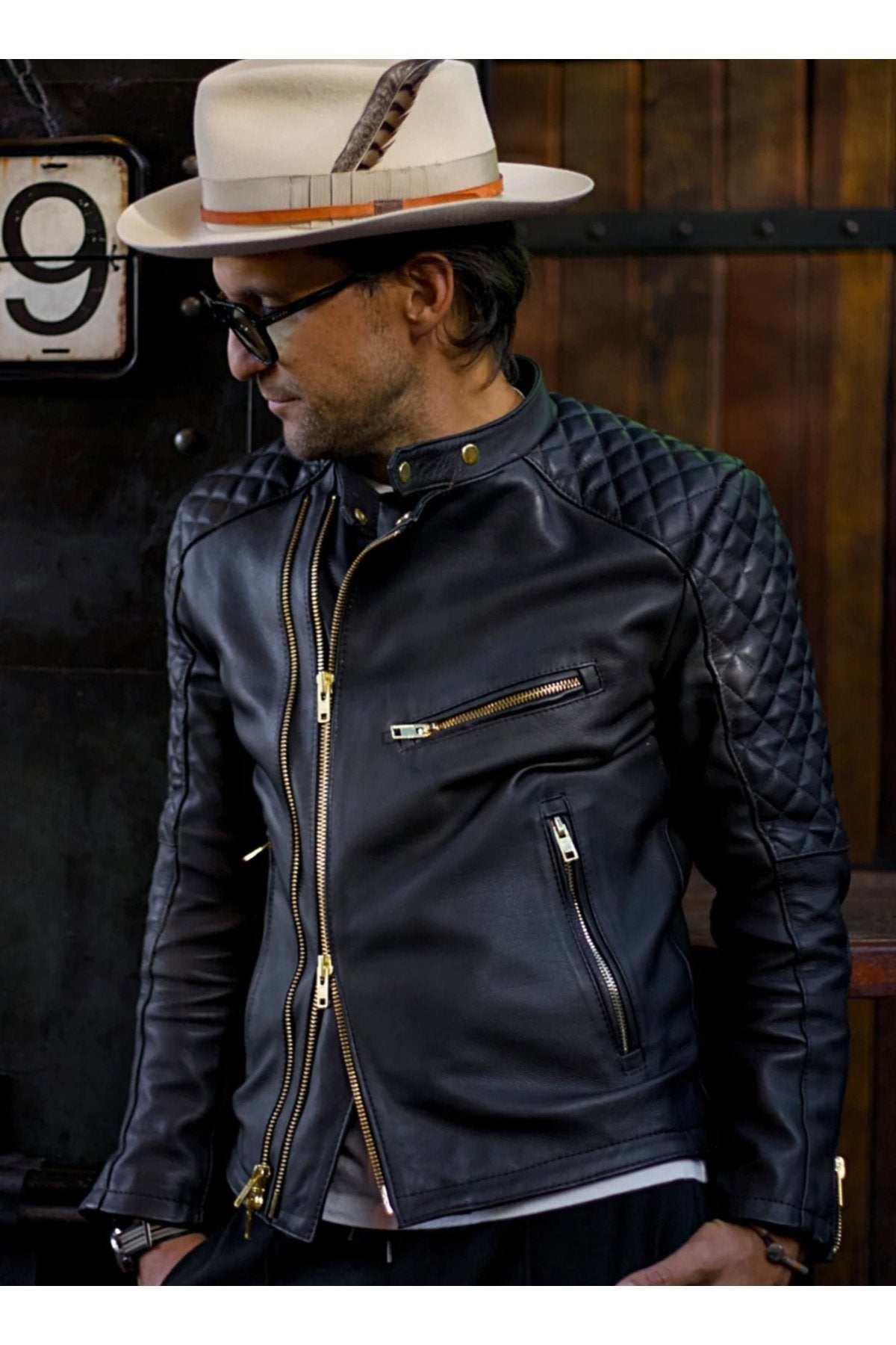 Golden fermuarlı kapitone dikiş detaylı biker mont