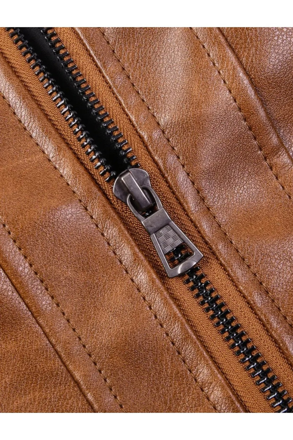 Omuzları Kapitone Dikiş Detaylı Hakim Yaka Hakiki Deri Mont