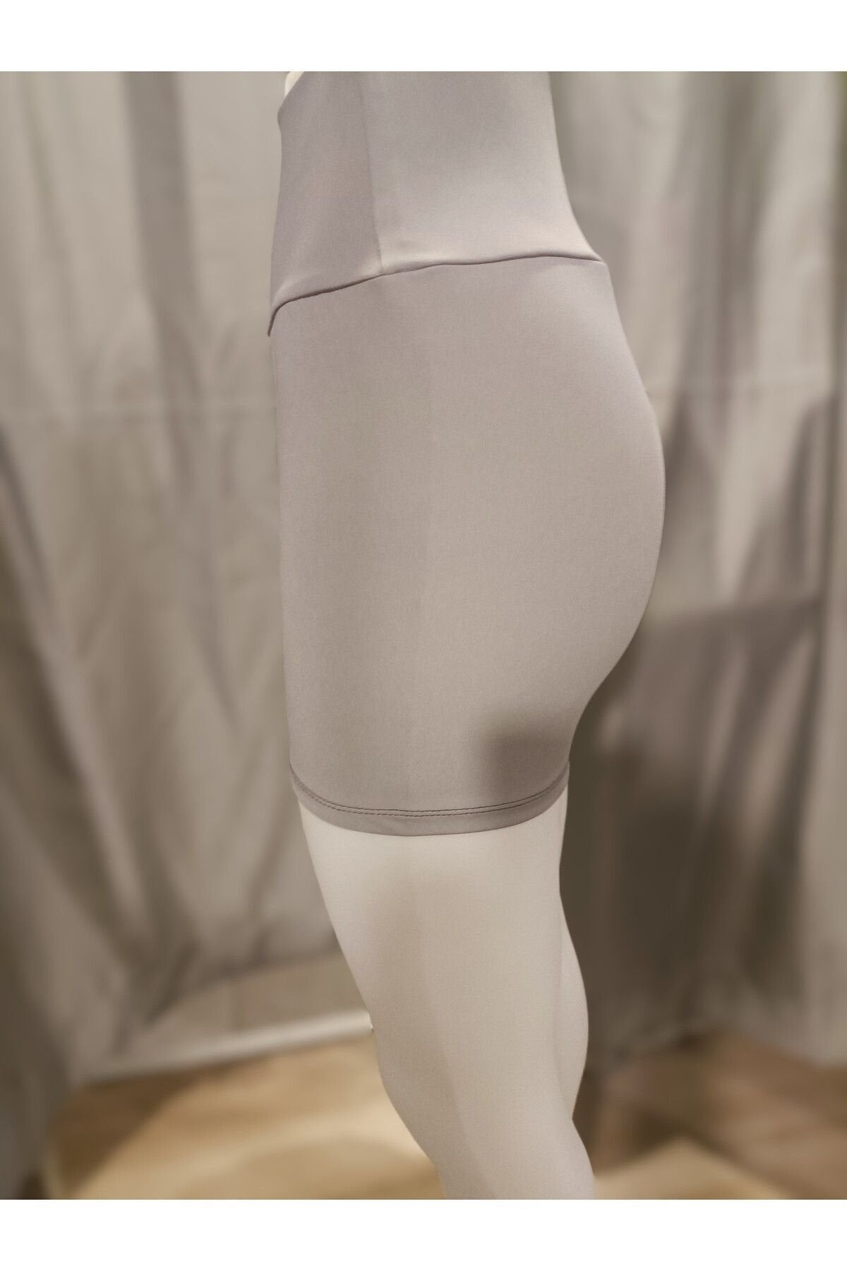İnce Mikro Şort Tayt Toparlayıcı Yüksel Bel Light Gri Renk