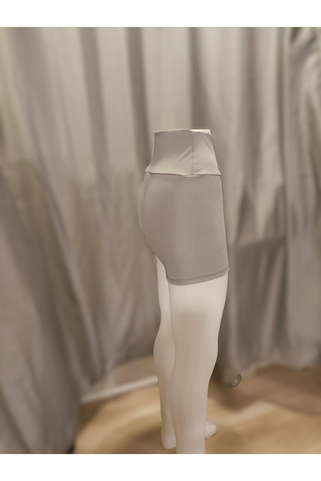 İnce Mikro Şort Tayt Toparlayıcı Yüksel Bel Light Gri Renk