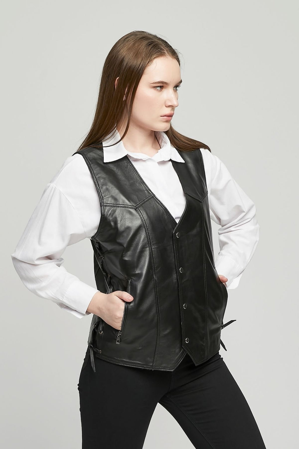 Hakiki Deri Yandan Ayarlanabilir Bağcıklı Yelek Siyah Renk Kadın