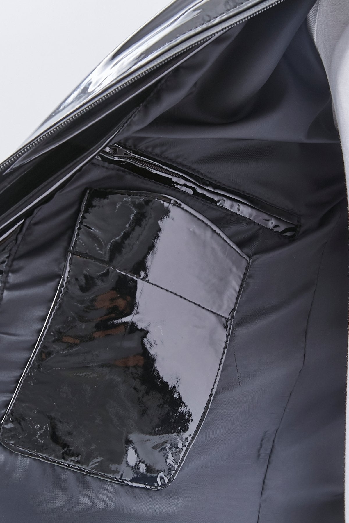 Rugan deri ceket tarzı yağmurluk