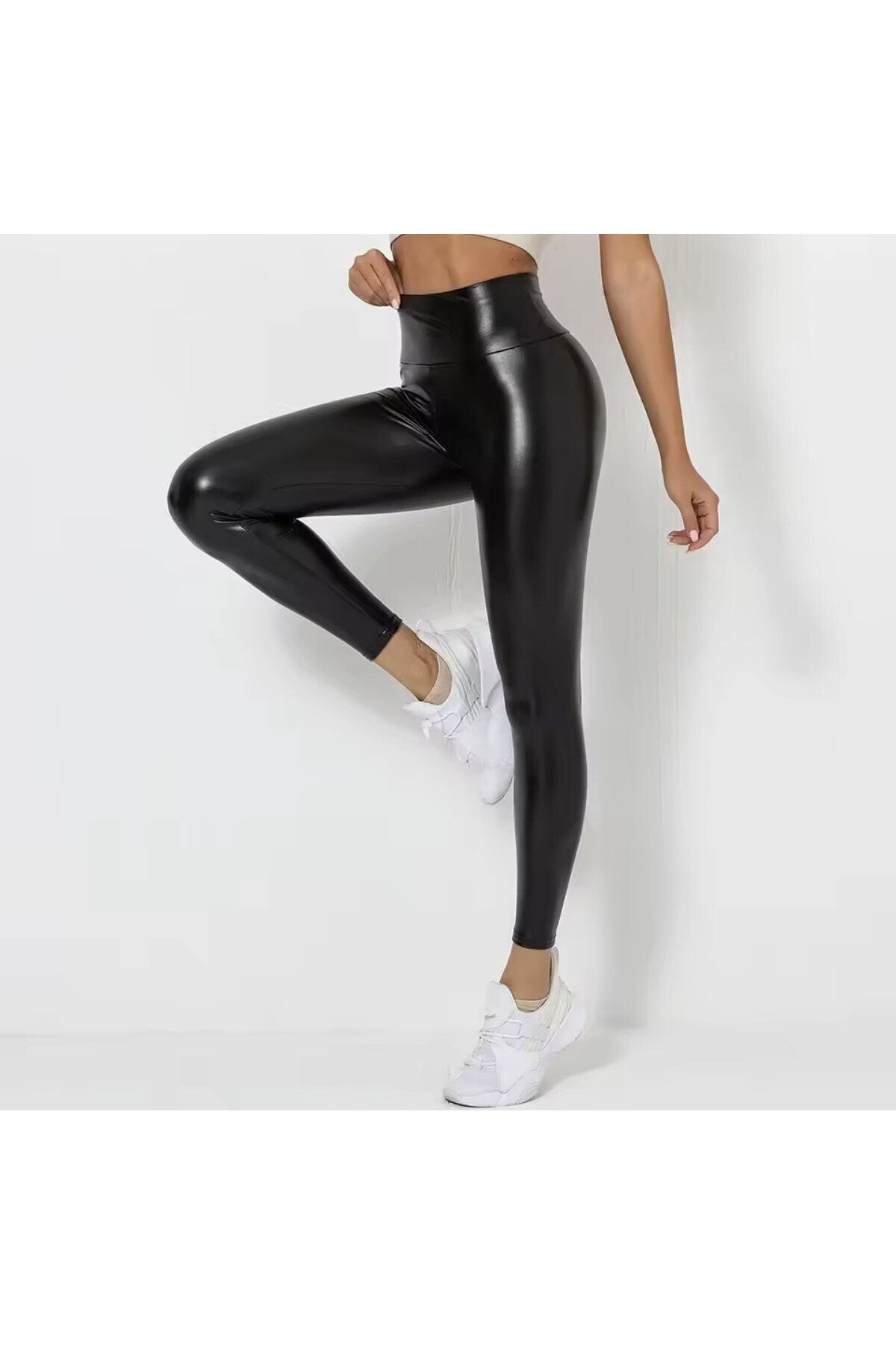 Yüksek Bel Deri Görünümlü Büzgülü Spor Tayt, Siyah, Popo Kaldırıcı, Fitness ve Yoga için