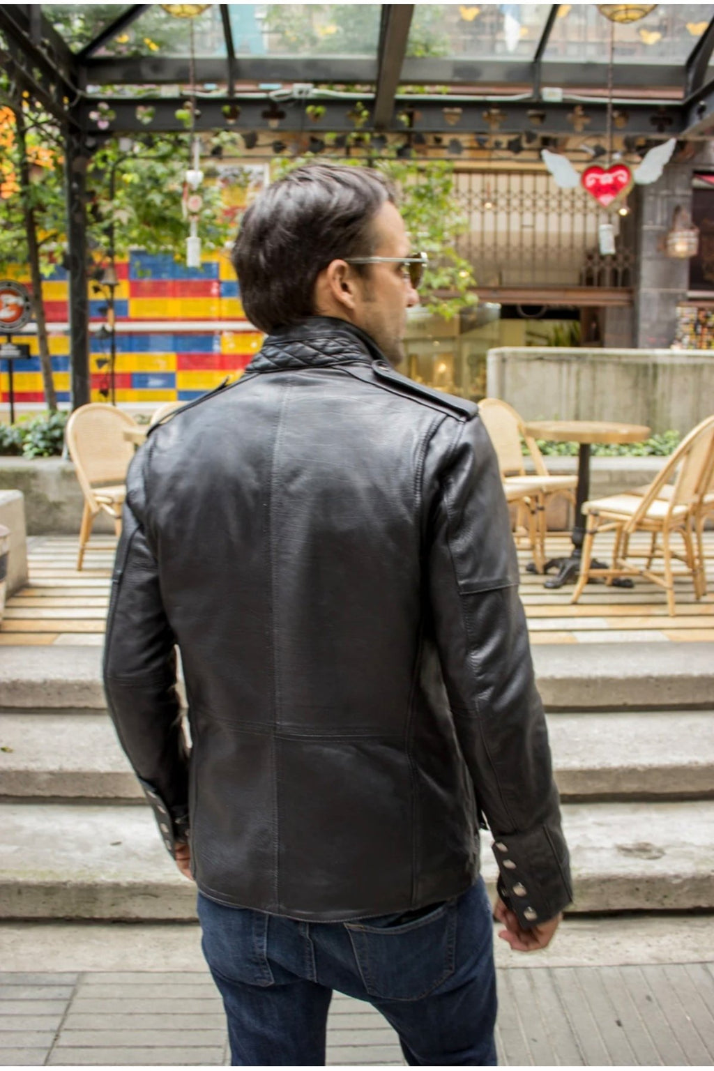 Uzun askeri tarzı ultra hakim yaka ve cep detaylı koyun derisi mont