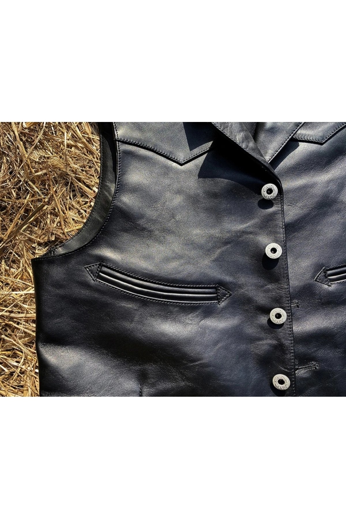 Yakalı metal düğmeli yelek hakiki deri