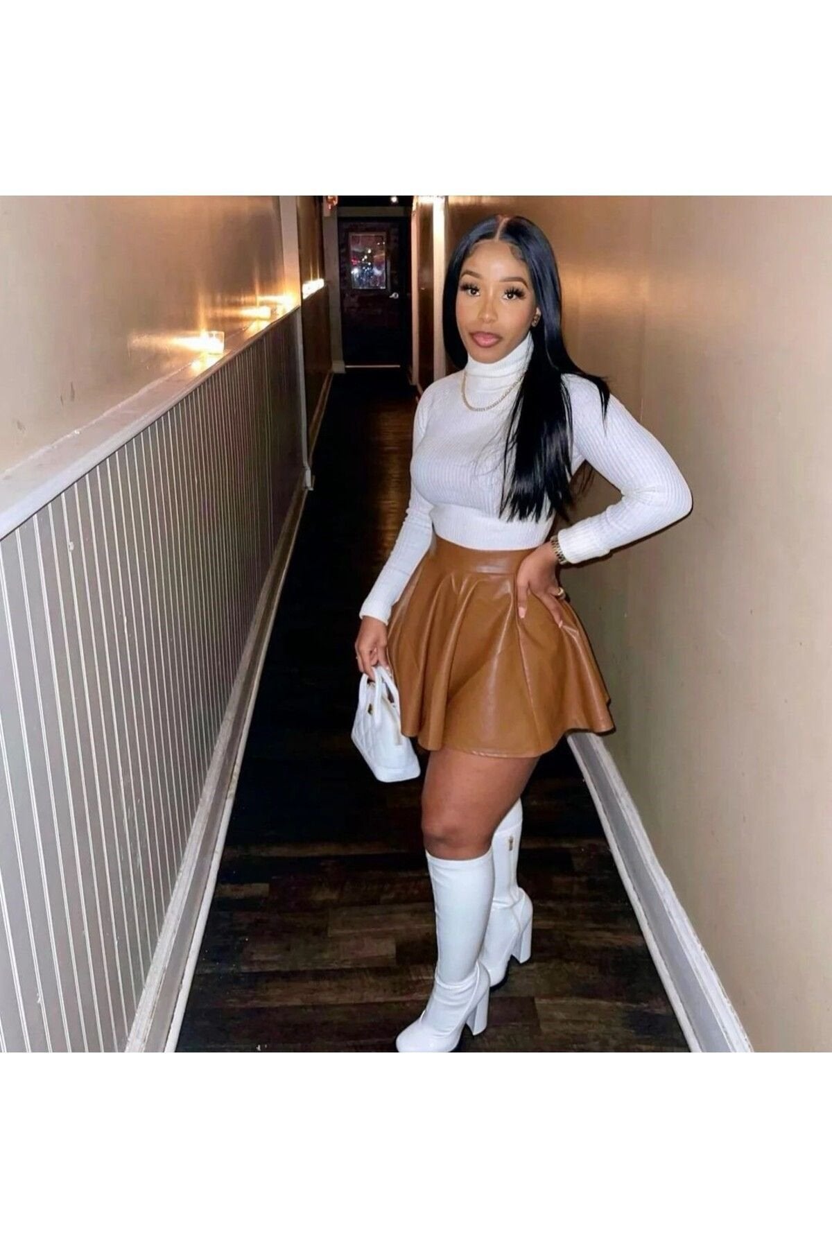 Kloş suni deri etek orta boy