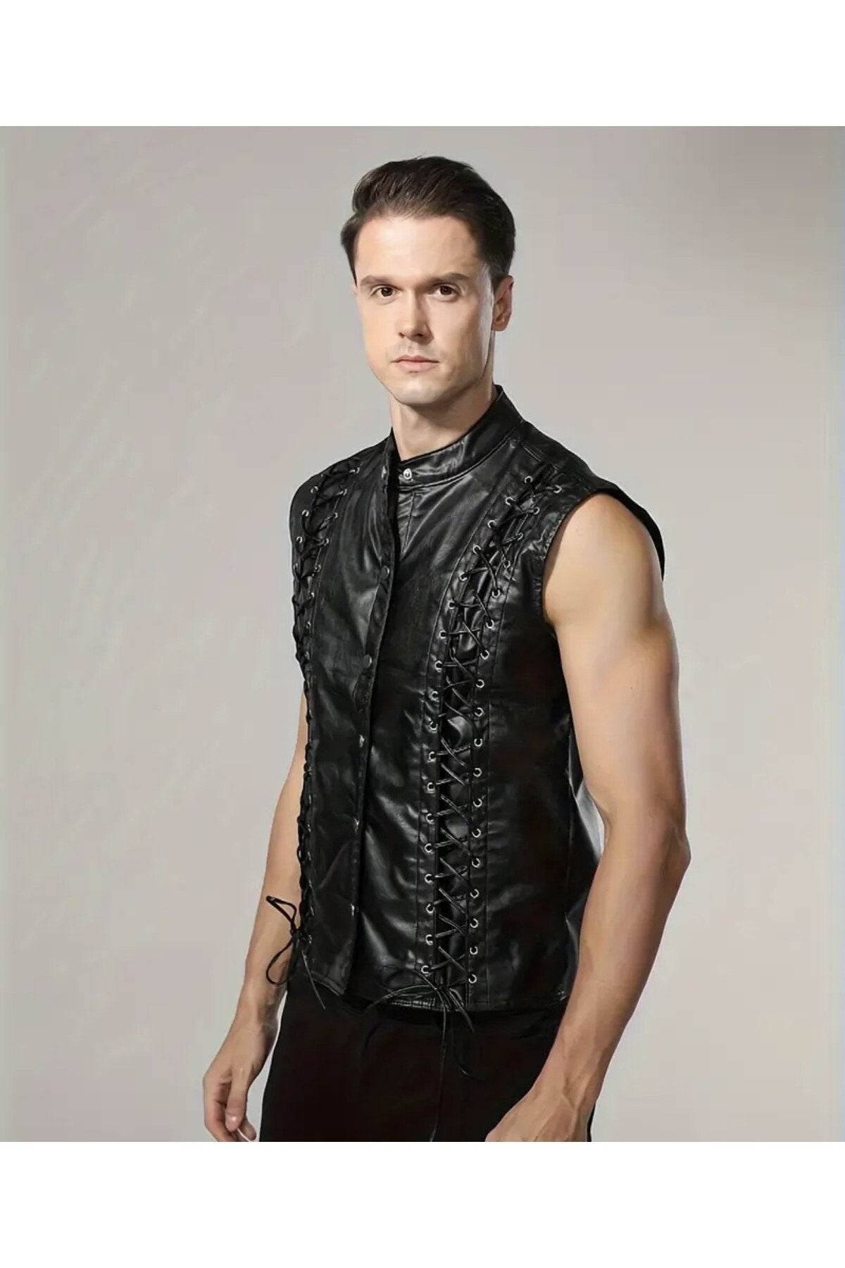 Punk Tarzı Hakiki Deri Yelek ,Deri İp Bağlamalı Silüet ,Dış Kısmı Cepsiz ,İç Kısmı Cepli