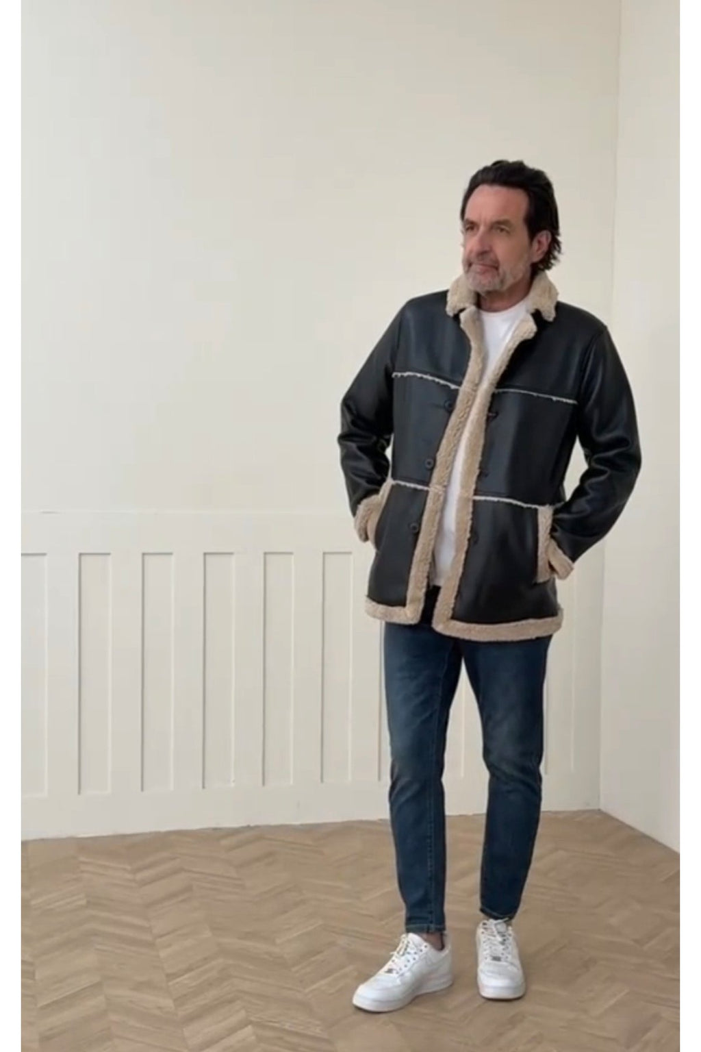 Dış Dikiş Yerleri ve İçi Kürklü Hakiki Deri Uzun Kaban Kışlık Erkek