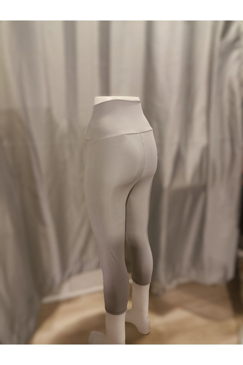 İnce Kapri Tayt Toparlayıcı Yüksel Bel Light Gri Renk