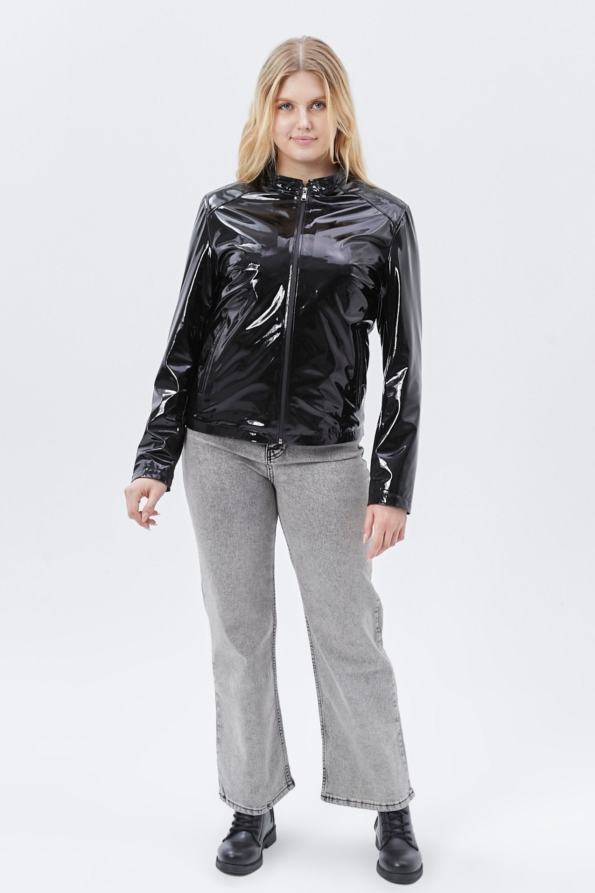 Rugan deri ceket tarzı yağmurluk siyah parlak