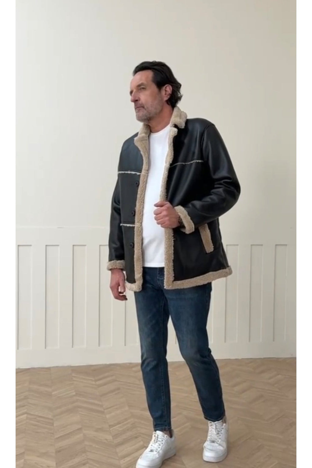 Dış Dikiş Yerleri ve İçi Kürklü Hakiki Deri Uzun Kaban Kışlık Erkek