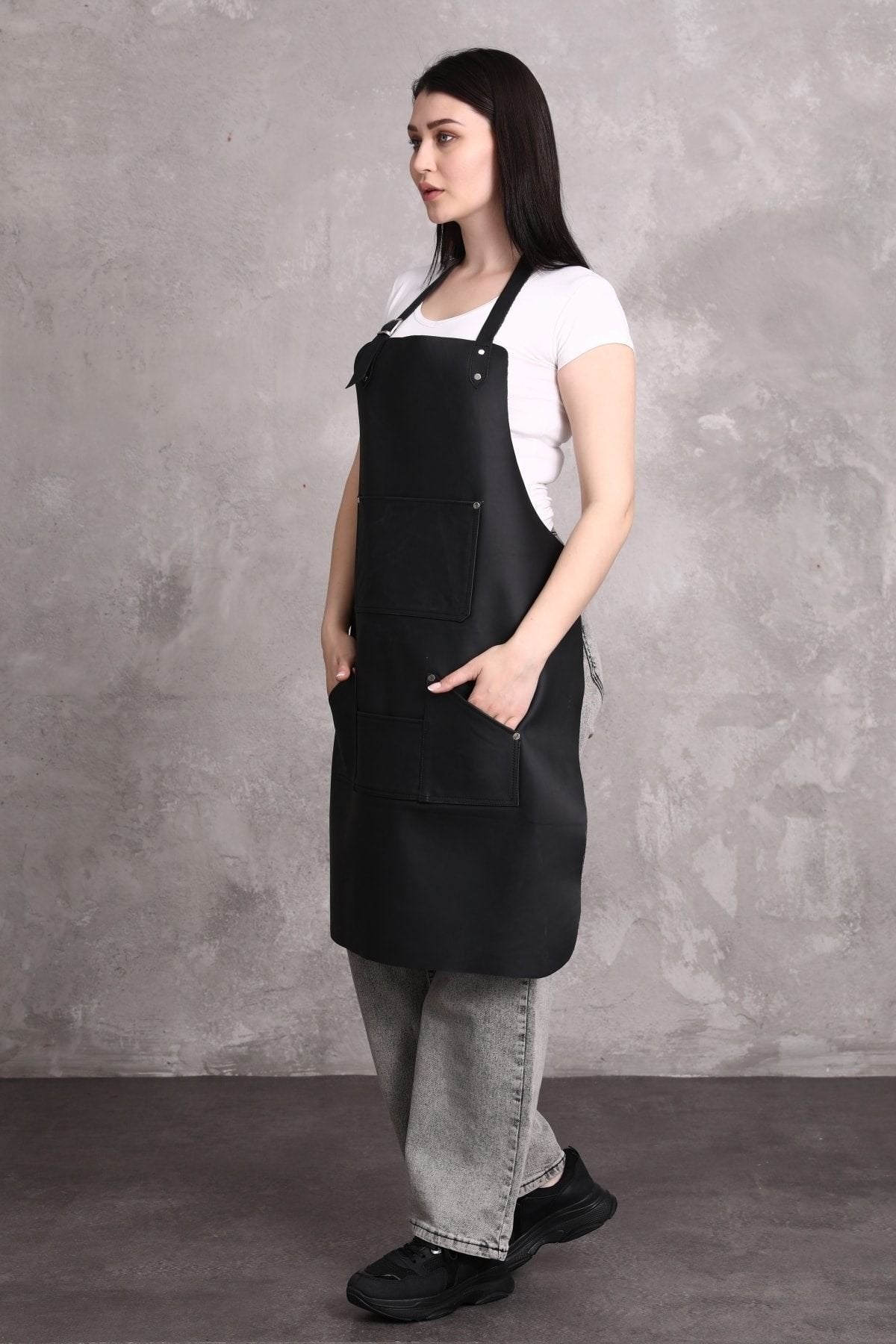 Dana Derisi Önlük Siyah Renk