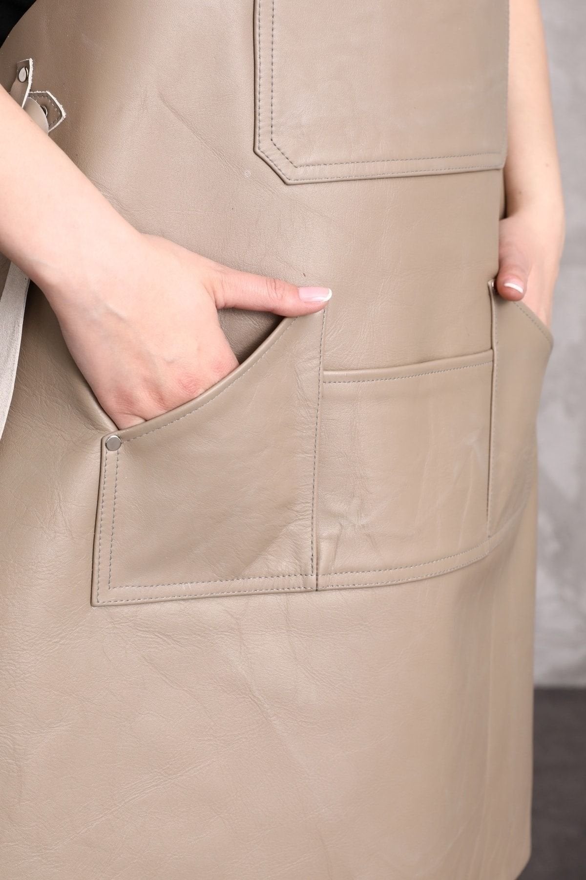 Dana Derisi Önlük Gri Renk