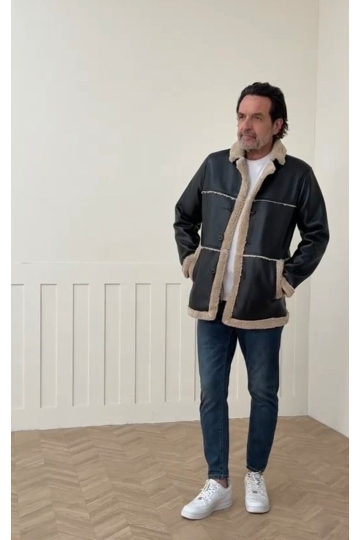 Dış Dikiş Yerleri ve İçi Kürklü Hakiki Deri Uzun Kaban Kışlık Erkek