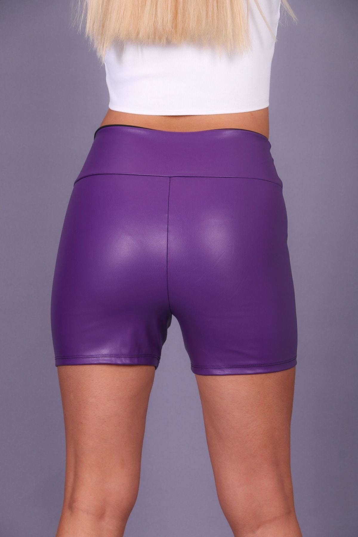 Deri spor şort yüksel bel