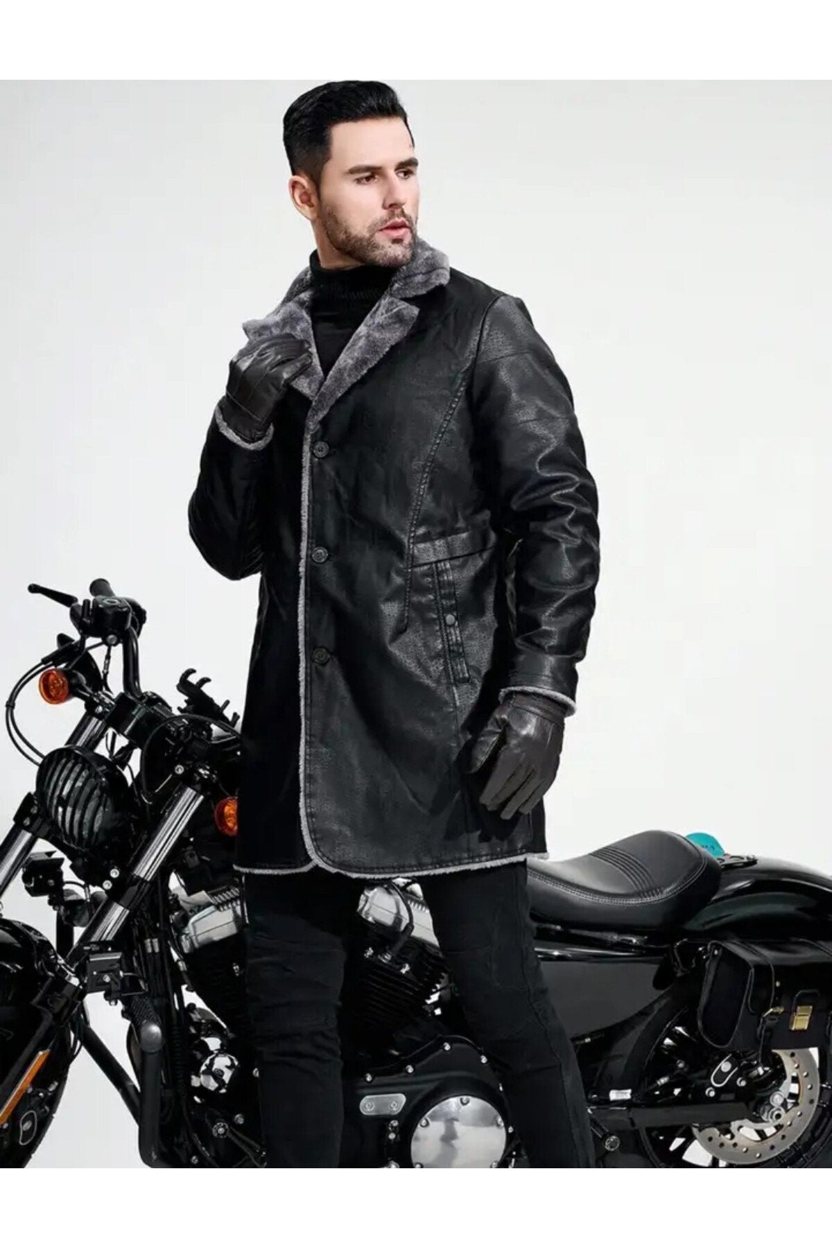 İçi ve Yaka Kenarları Tüylü Uzun Hakiki Deri Kaban