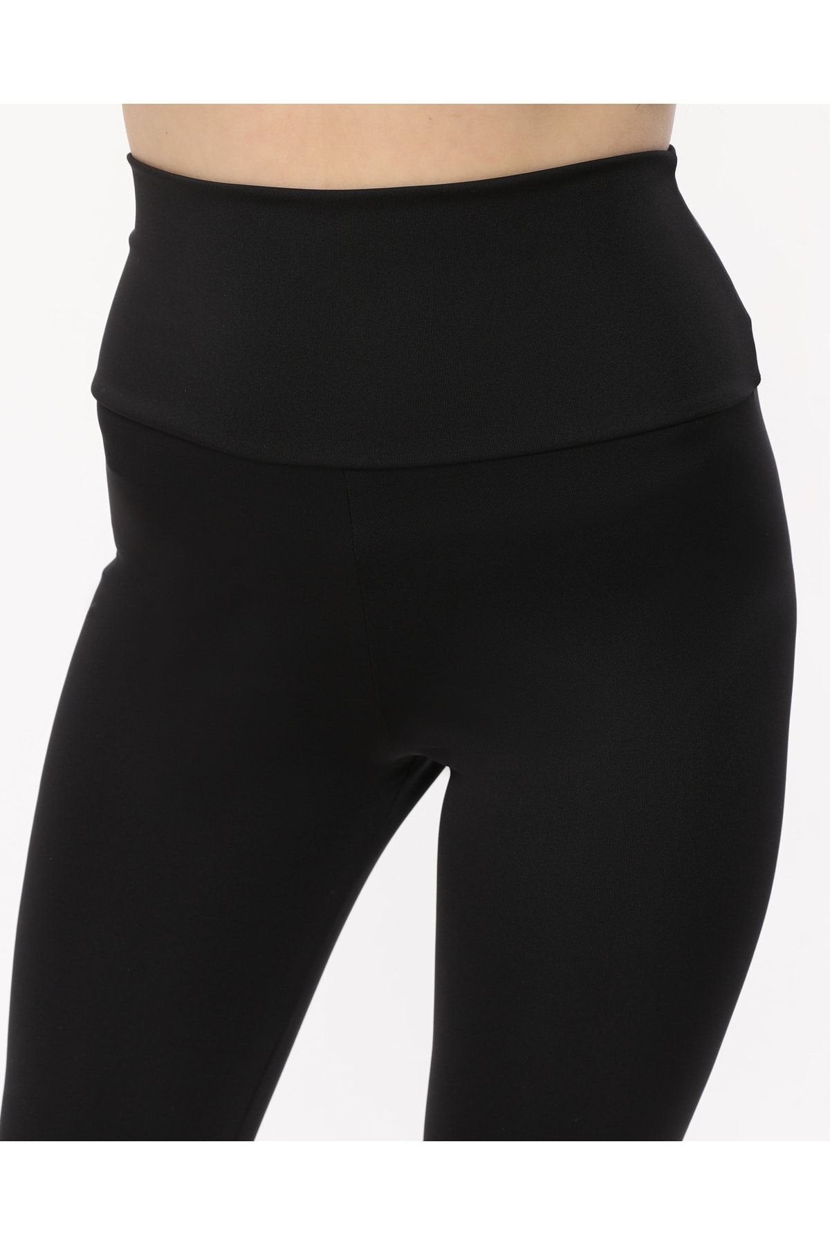 Arkası Hafif Büzgülü Tayt Yüksek Bel Siyah Renk